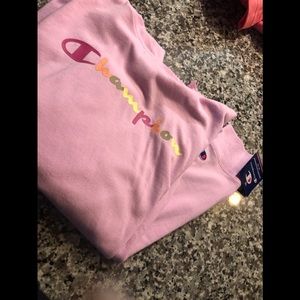 Champion Sweatshirt size M NWT 💖